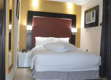 Kings Celia Hotel And Suite Picture
