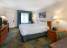 La Quinta Inn & Suites By Wyndham Cleveland - Airport North