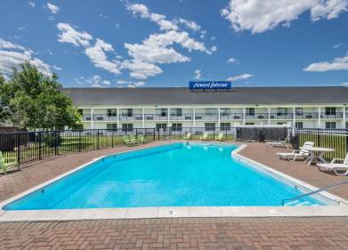 Howard Johnson By Wyndham Bangor Picture