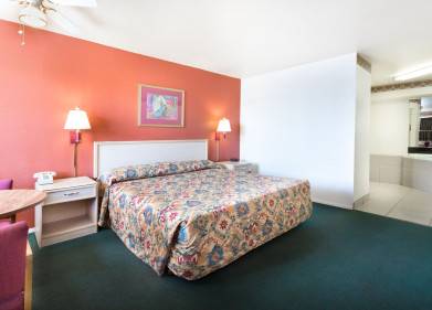 Travelodge Suites By Wyndham Phoenix Mesa Picture