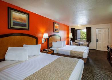 Travelodge By Wyndham Houston Hobby Airport Picture