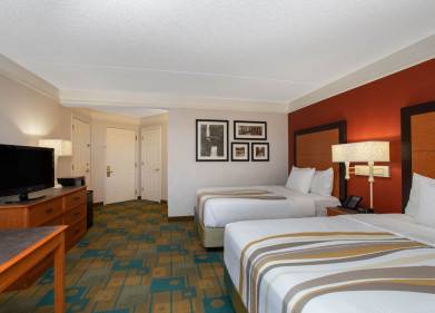 La Quinta Inn & Suites By Wyndham Rapid City Picture