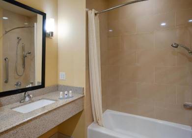 Best Western Plus Fort Worth Forest Hill Inn & Suites Picture