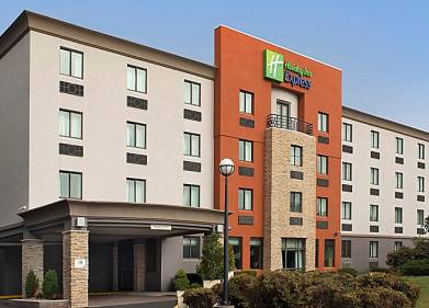 Holiday Inn Express Saugus (Logan Airport) Picture