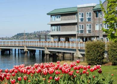 Silver Cloud Inn - Tacoma Waterfront Picture