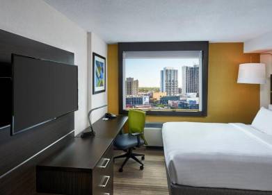 Holiday Inn Express Windsor Waterfront Picture