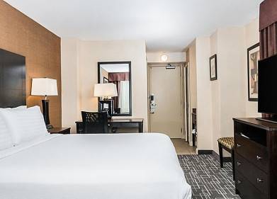 Holiday Inn Charlotte-Center City Picture
