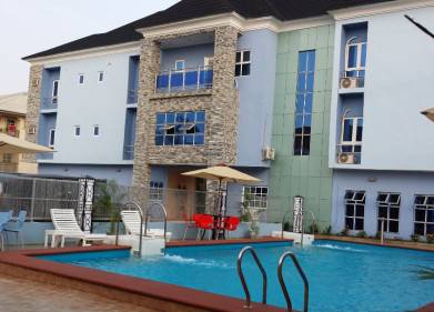 Lavalon Hotels And Suites Picture