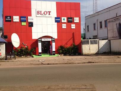 Slot, Benin
